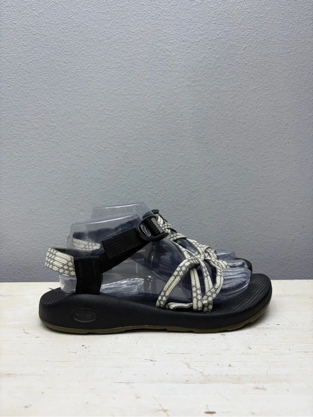 Chaco Grey/White ZX2 Classic Sandals Size 9